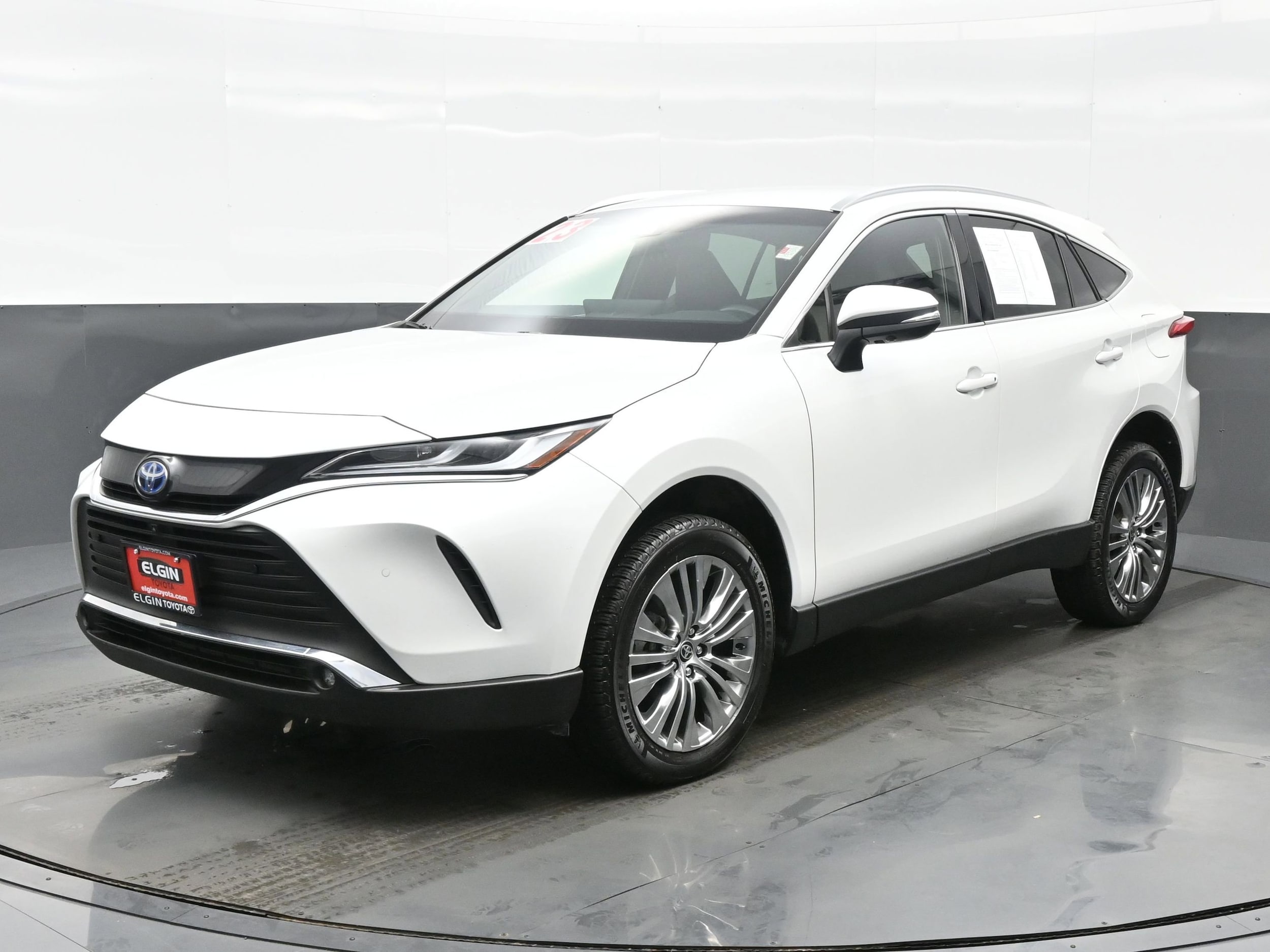 Used 2023 Toyota Venza Limited with VIN JTEAAAAH2PJ125609 for sale in Streamwood, IL