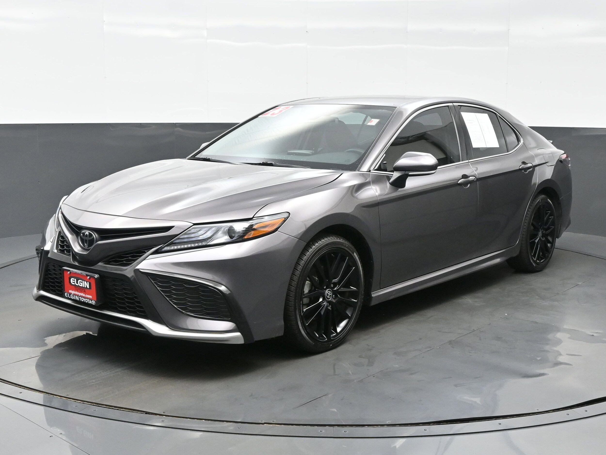 2023 Toyota Camry XSE photo 2