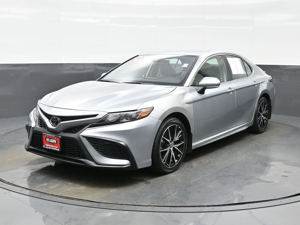 Used 2024 Toyota Camry SE Sedan