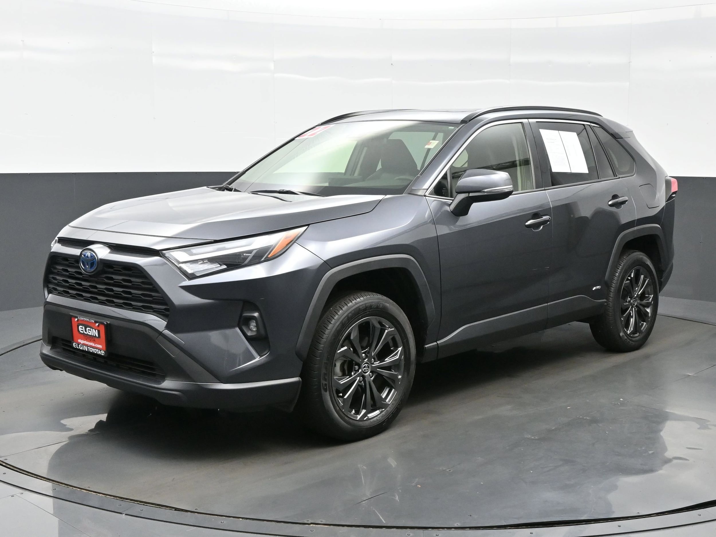 Used 2022 Toyota RAV4 XLE Premium with VIN JTMB6RFV6ND065174 for sale in Streamwood, IL