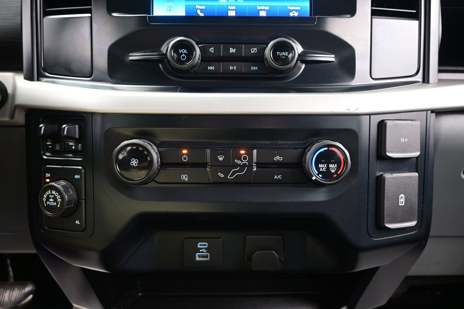 2023 Ford F-150 XL - Photo 18