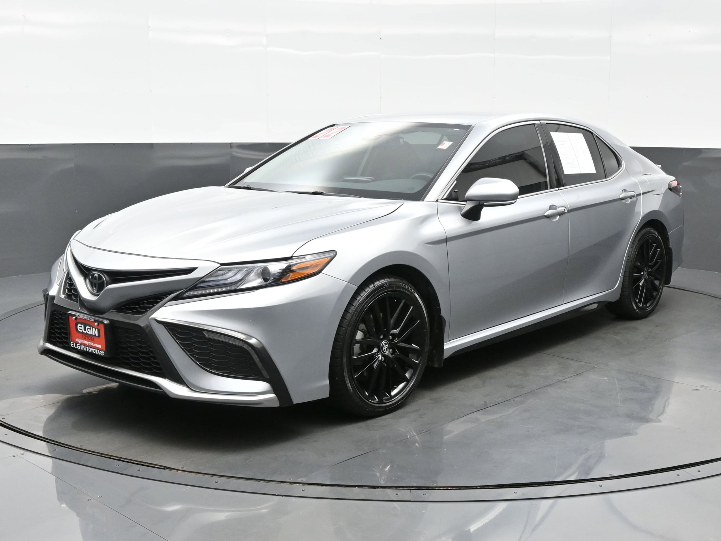 Used 2022 Toyota Camry XSE with VIN 4T1K61AK3NU717937 for sale in Streamwood, IL