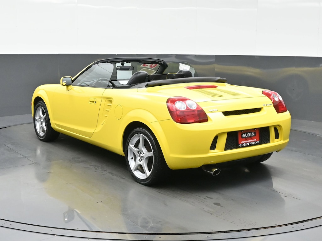 Used 2003 Toyota MR2 Spyder Base Convertible