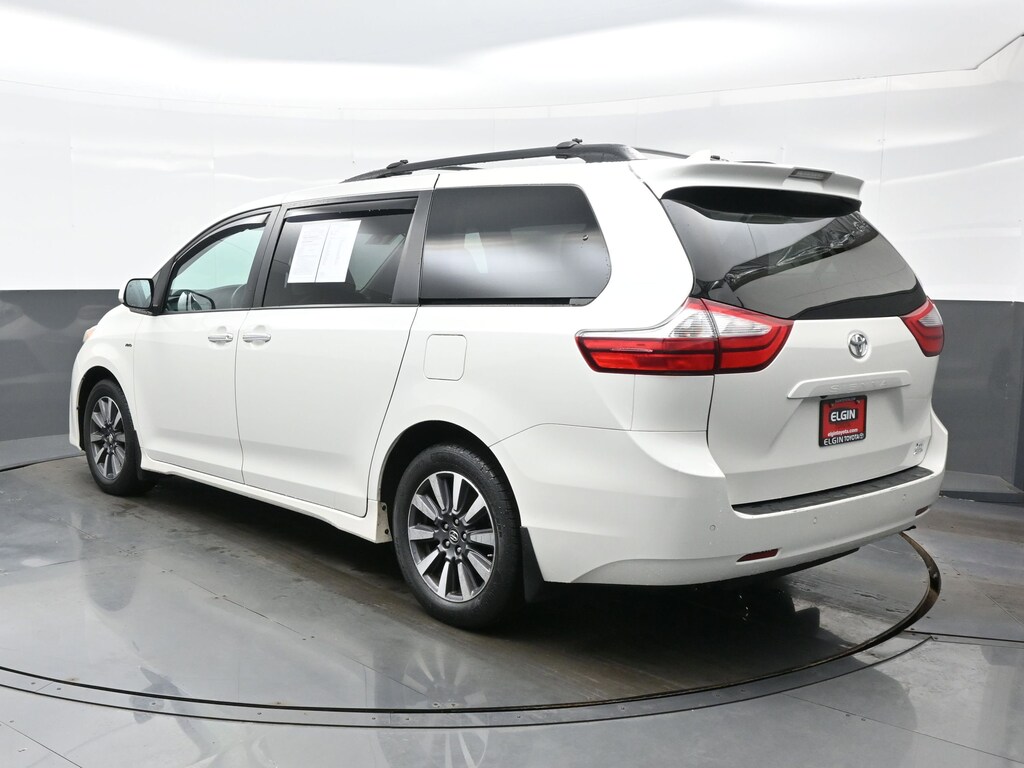 Used 2018 Toyota Sienna XLE Van Passenger Van