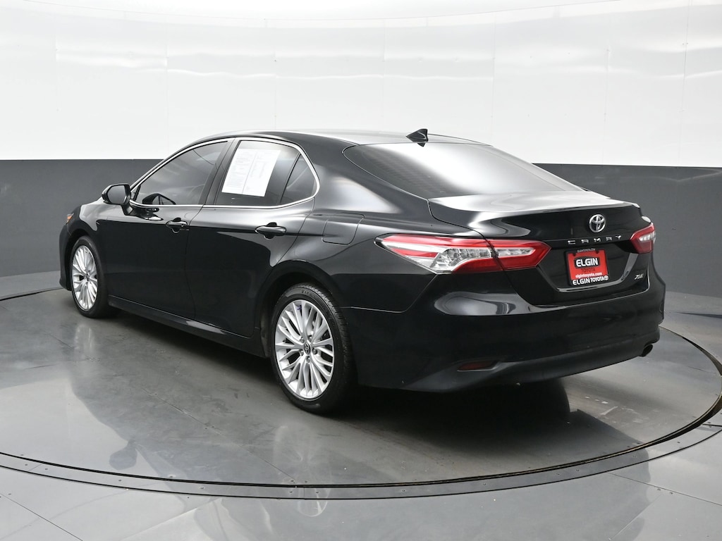 Used 2020 Toyota Camry XLE Sedan