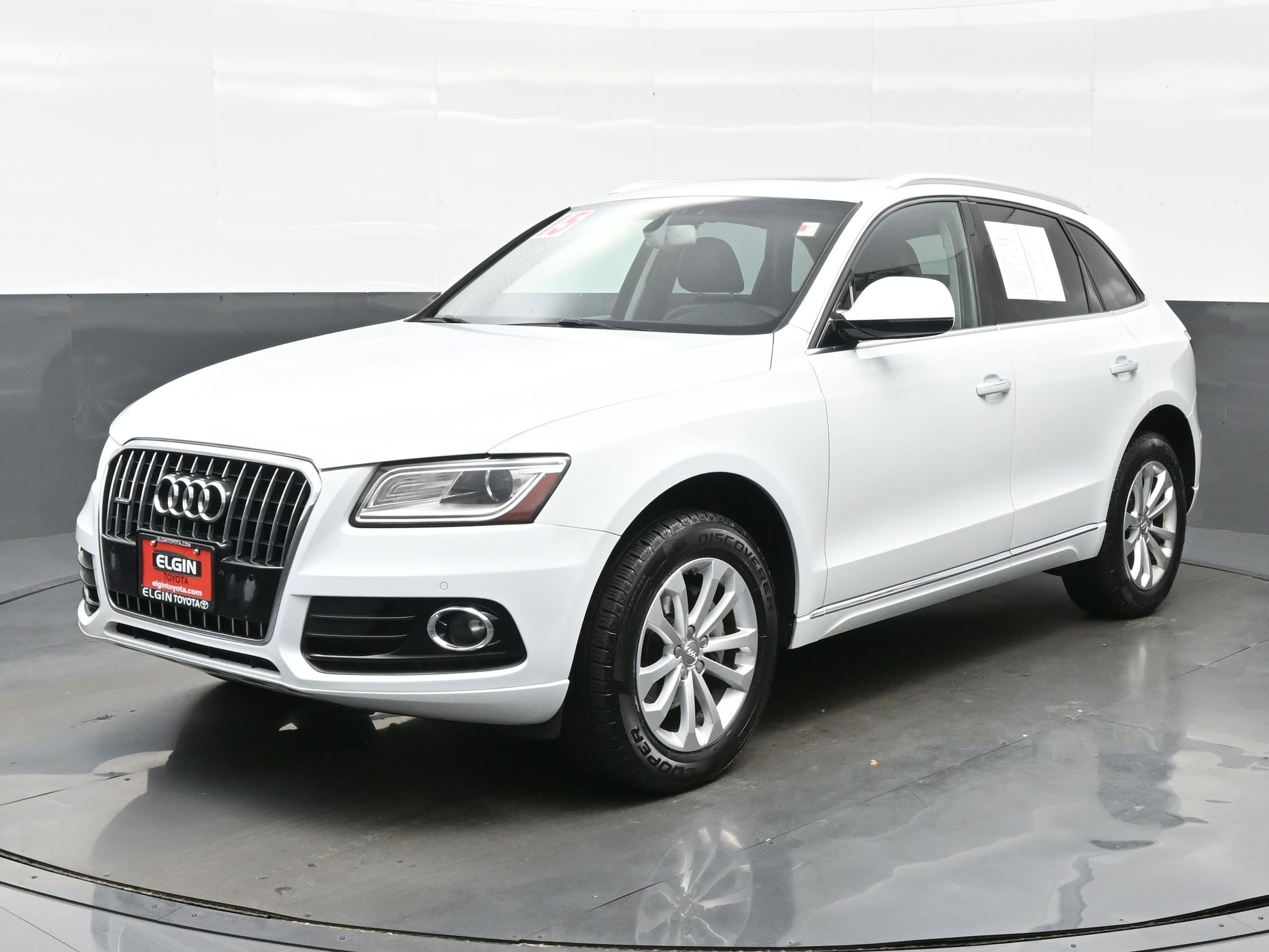Used 2015 Audi Q5 Premium Plus with VIN WA1LFAFP5FA067180 for sale in Streamwood, IL