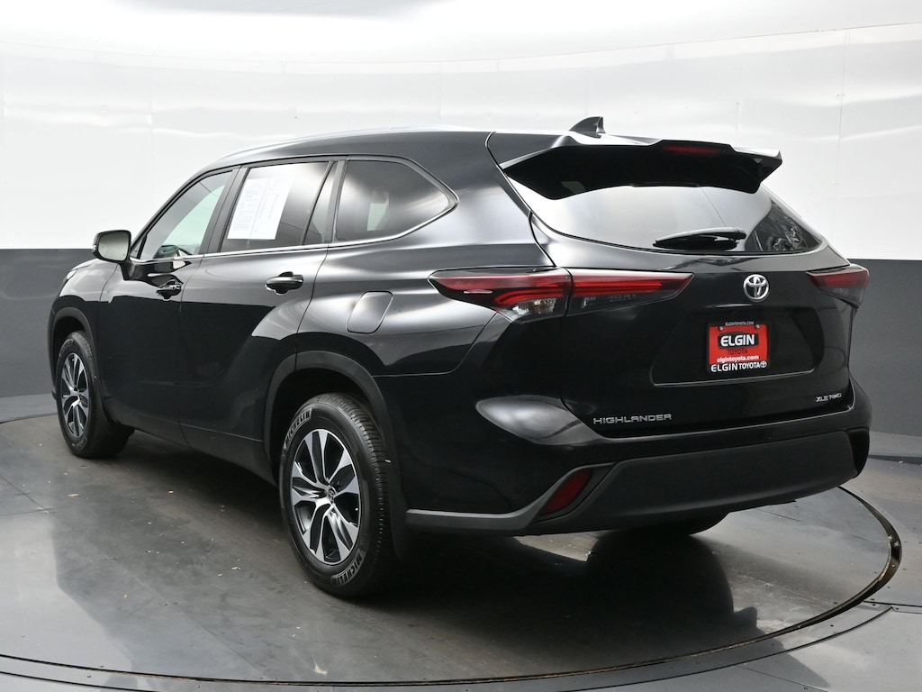 Used 2024 Toyota Highlander XLE SUV