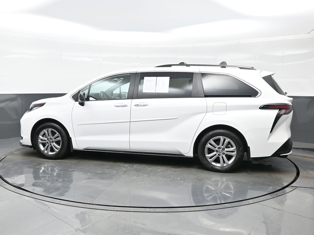Used 2023 Toyota Sienna XSE Van Passenger Van