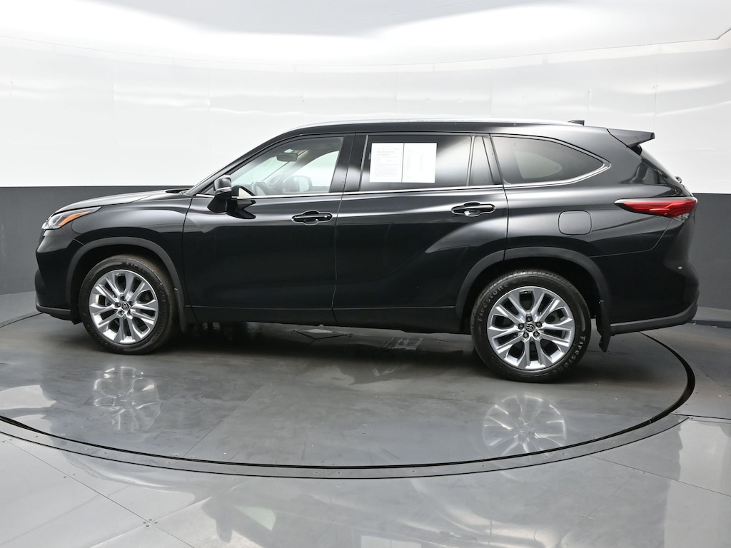Used 2022 Toyota Highlander Limited SUV