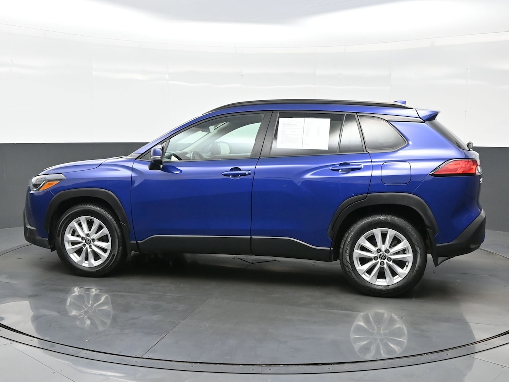 Used 2023 Toyota Corolla Cross LE SUV