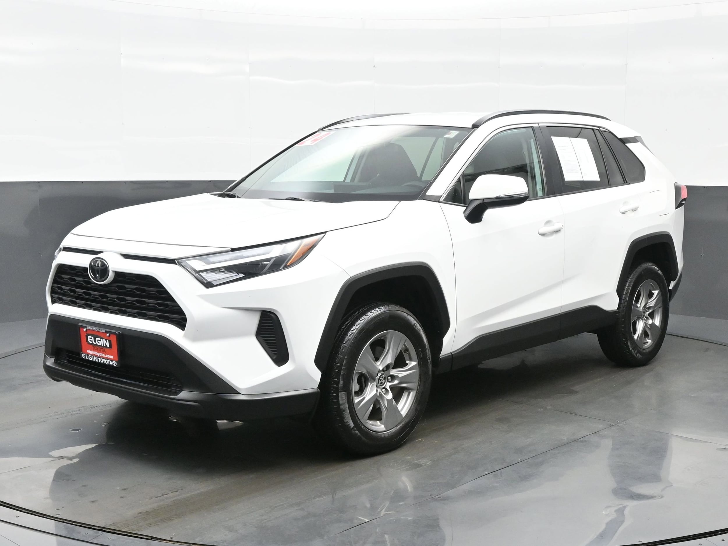 Used 2024 Toyota RAV4 XLE with VIN 2T3P1RFVXRW439699 for sale in Streamwood, IL