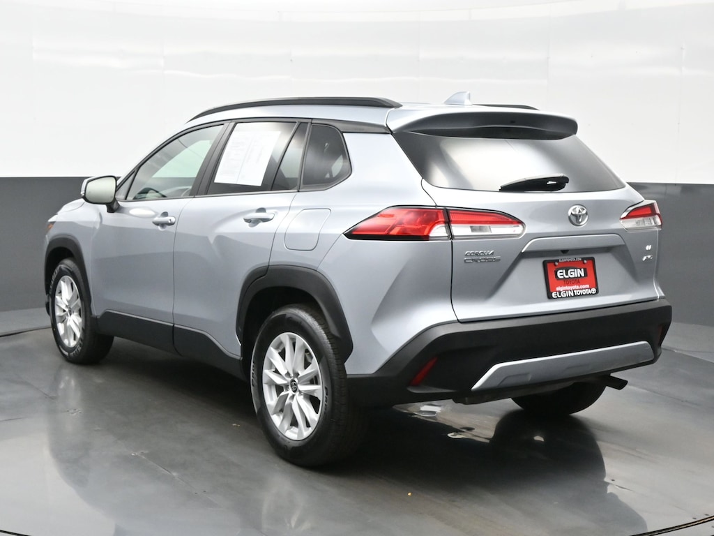 Used 2024 Toyota Corolla Cross LE SUV