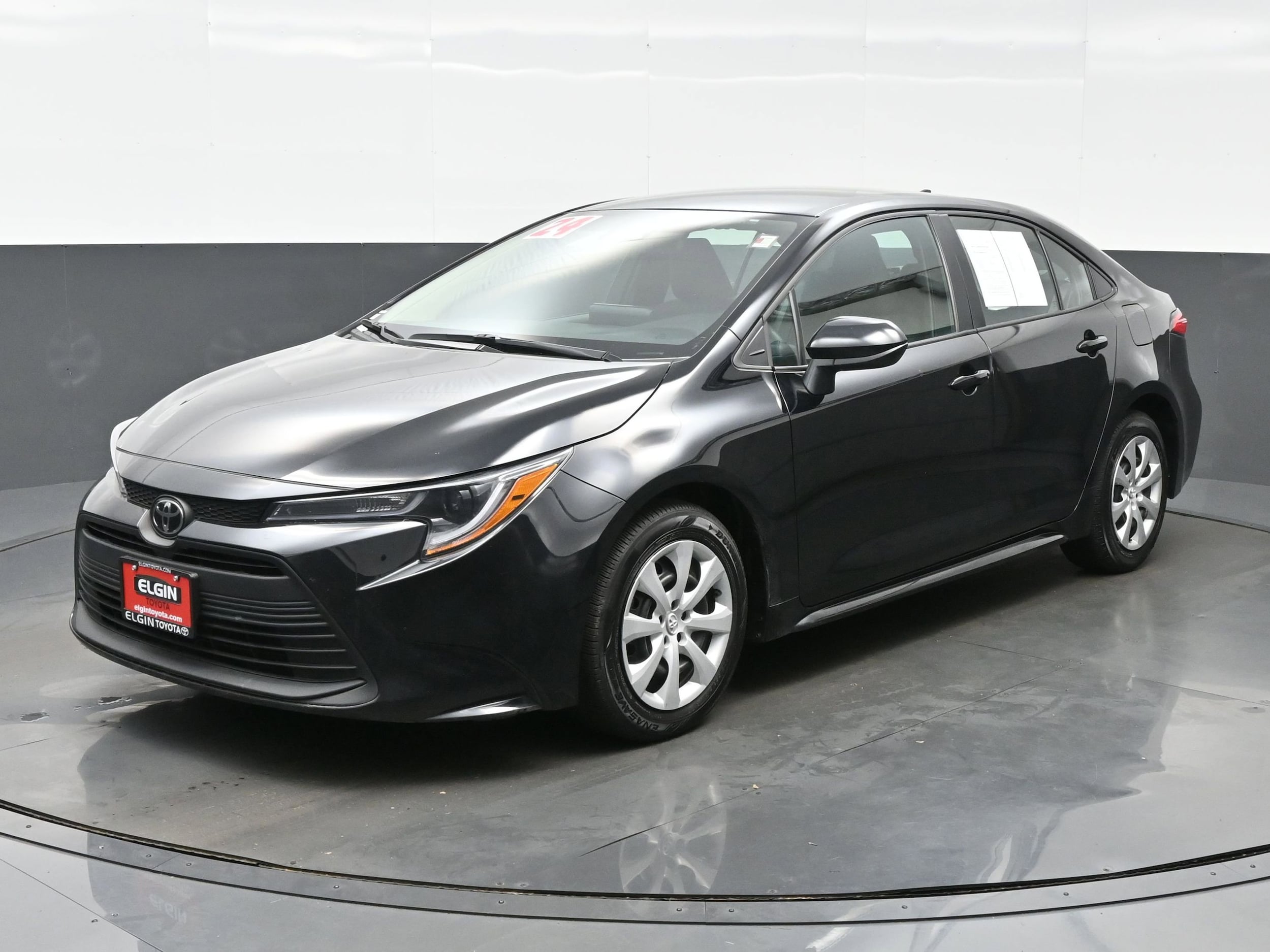 Used 2024 Toyota Corolla LE with VIN 5YFB4MDEXRP103925 for sale in Streamwood, IL