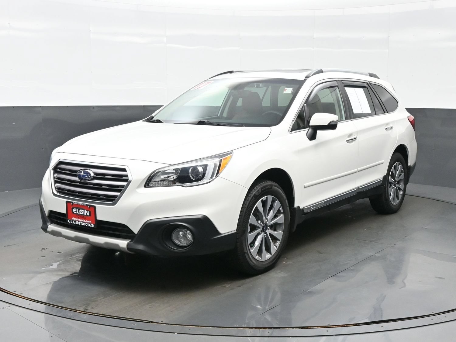 Used 2017 Subaru Outback Touring with VIN 4S4BSATC6H3439370 for sale in Streamwood, IL