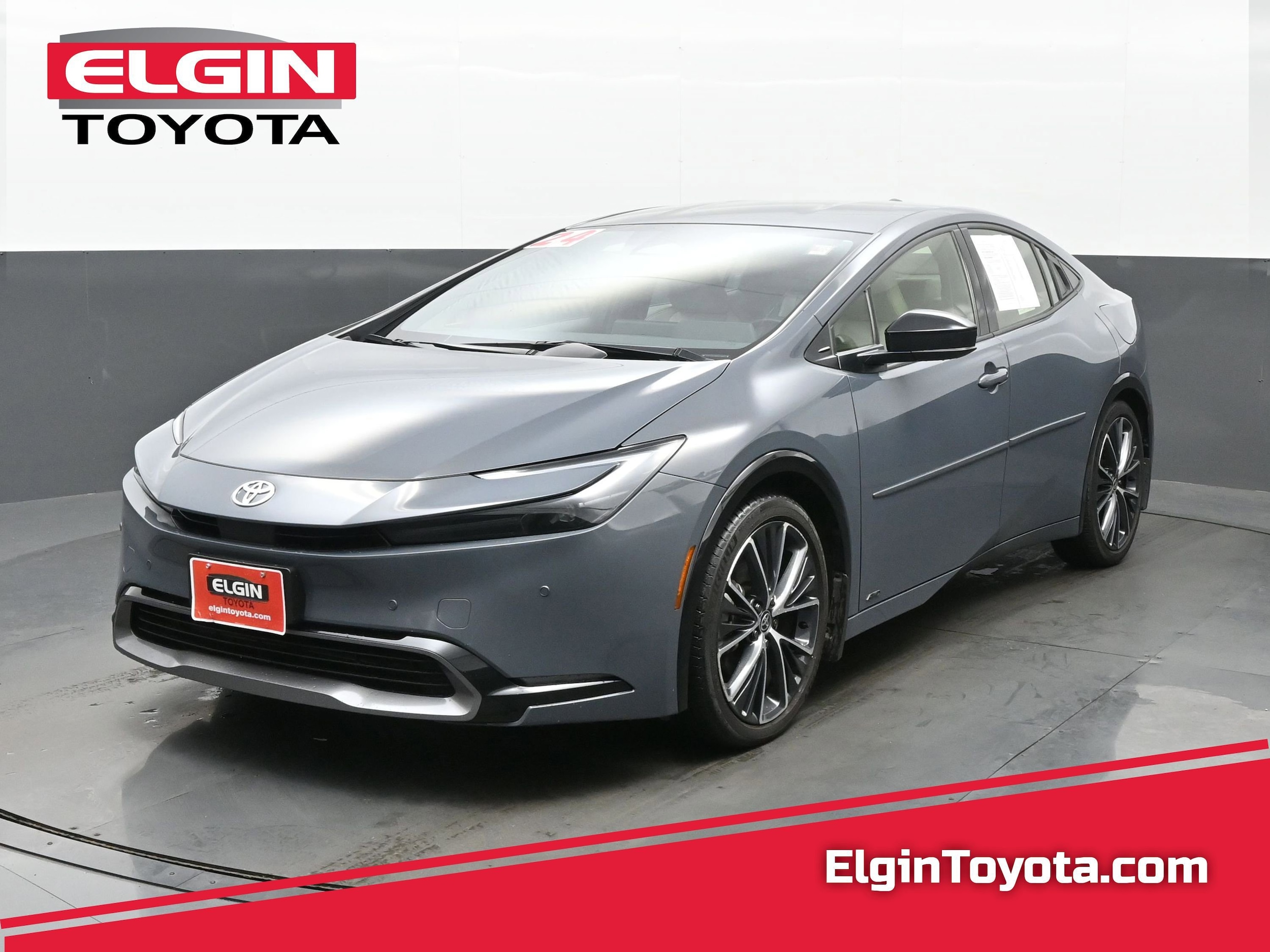 2024 Toyota Prius XLE's photo