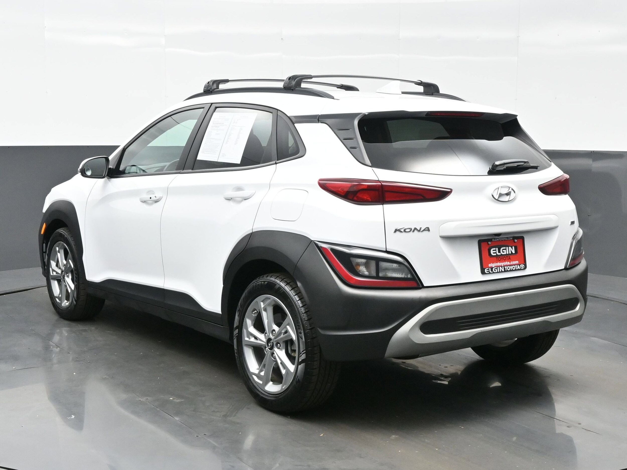 2023 Hyundai Kona SEL photo 3
