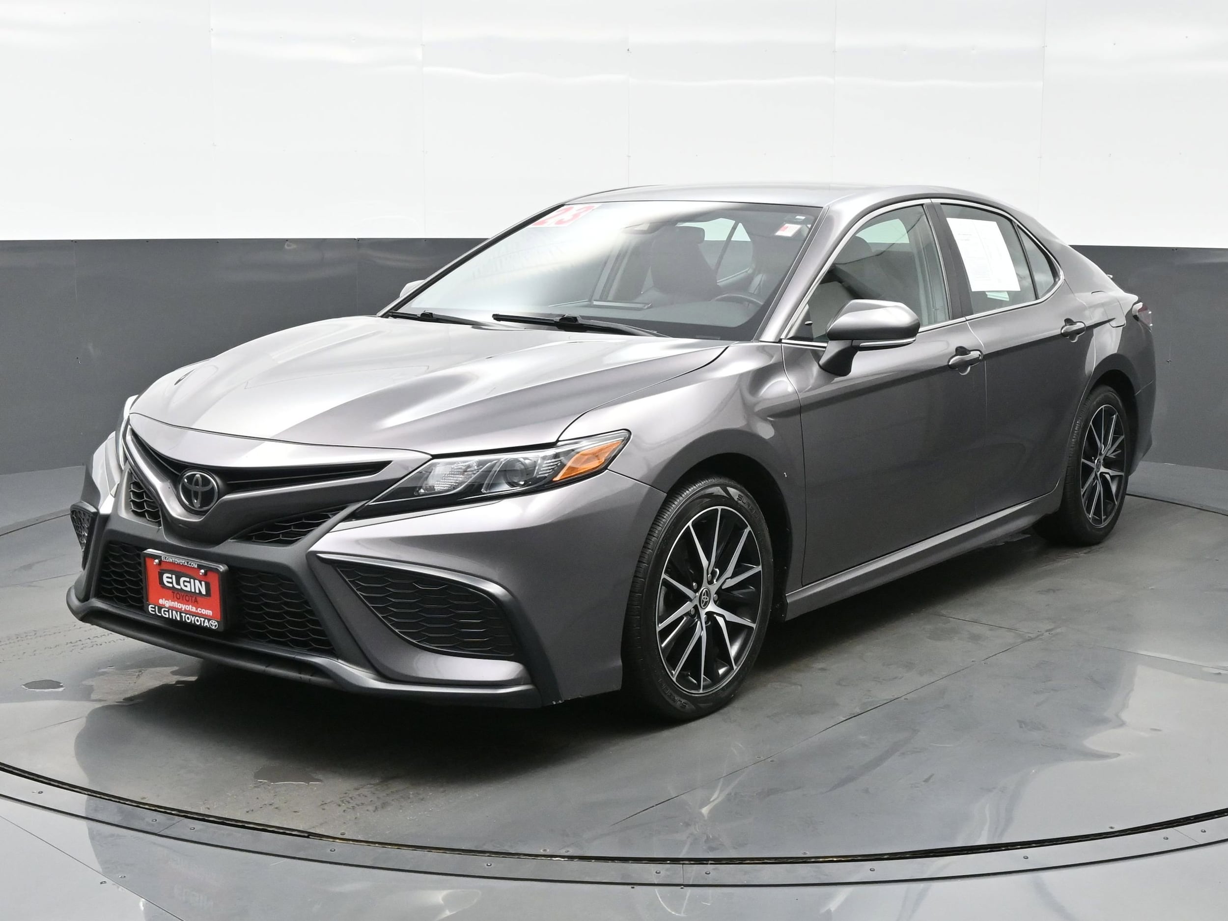 Used 2023 Toyota Camry SE with VIN 4T1G11AK4PU096411 for sale in Streamwood, IL