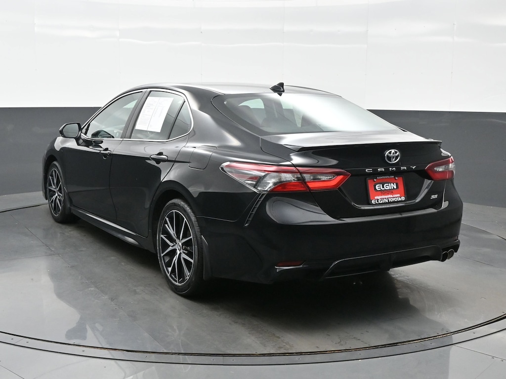 Used 2023 Toyota Camry SE Sedan