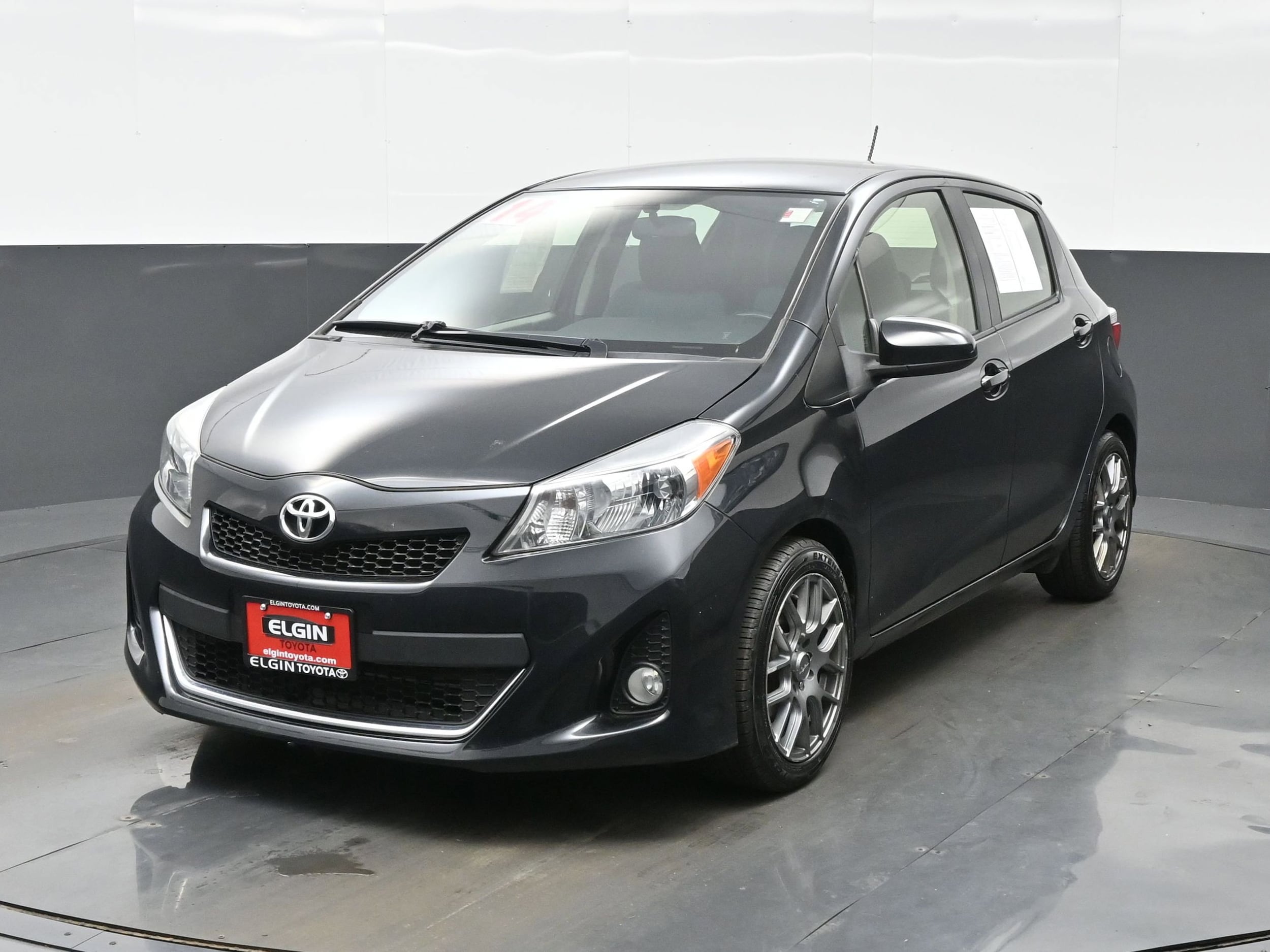 Used 2014 Toyota Yaris SE with VIN JTDKTUD3XED594950 for sale in Streamwood, IL