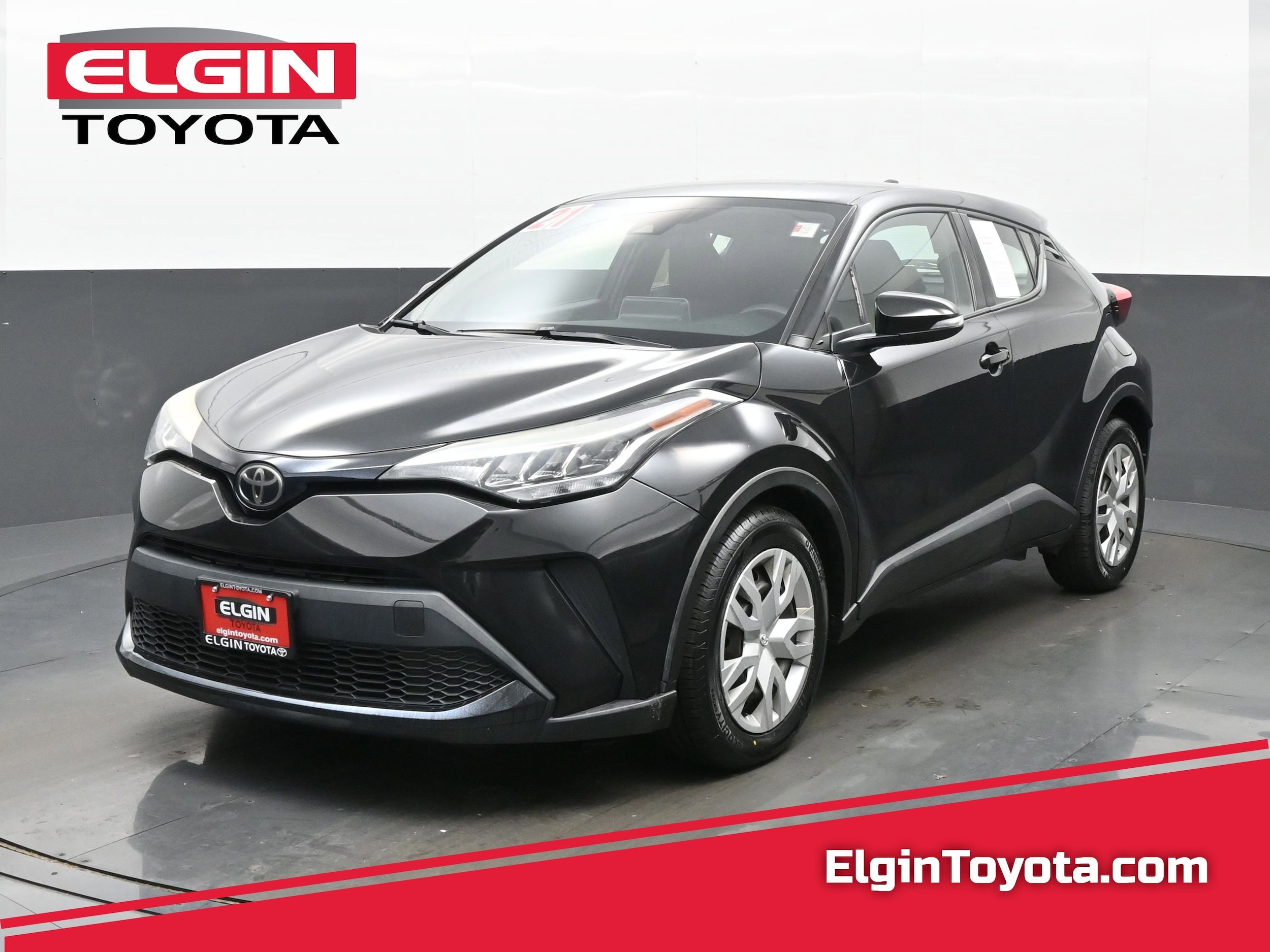 2021 Toyota C-HR LE's photo