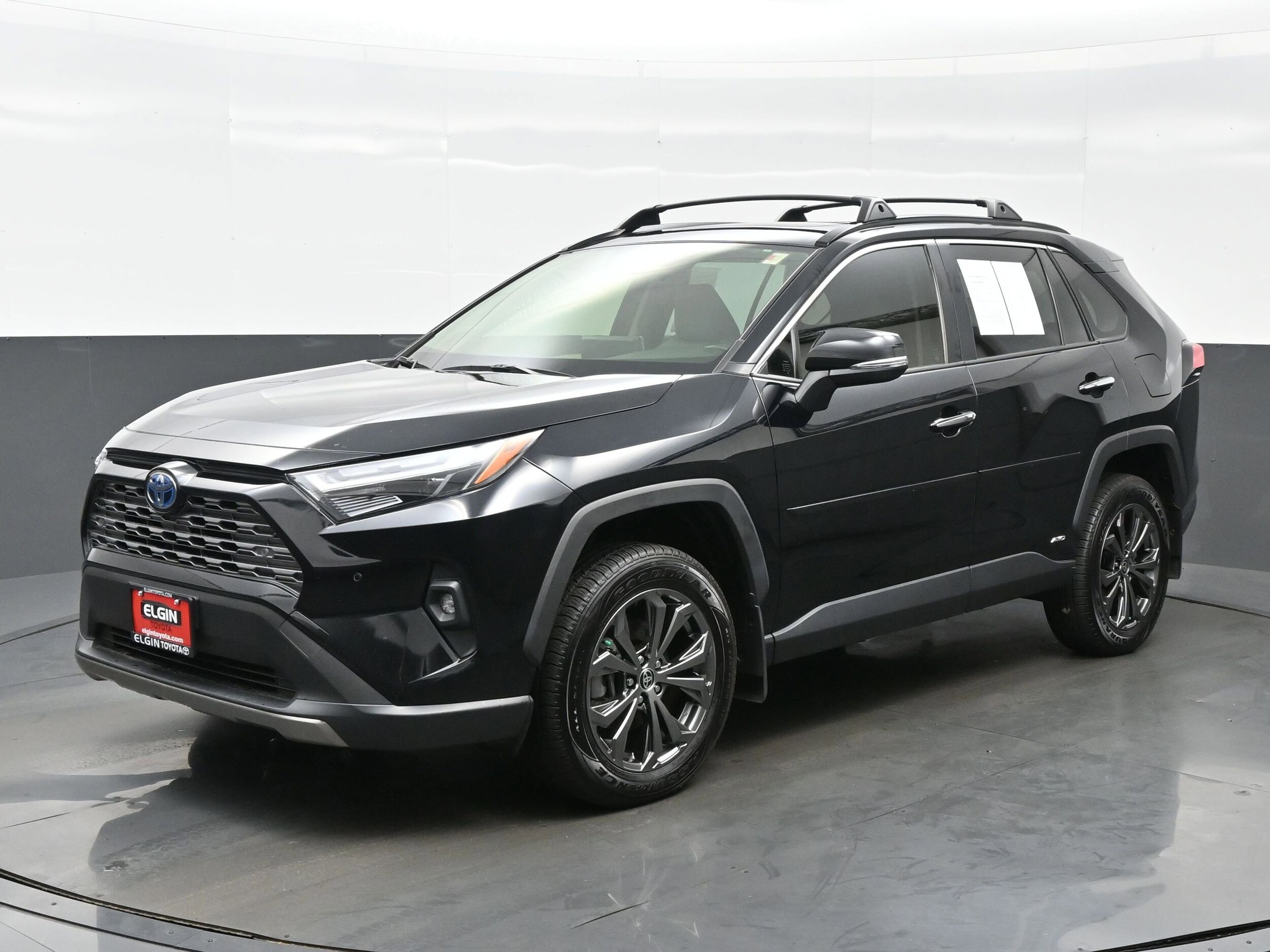 2022 Toyota RAV4 Hybrid Limited photo 2
