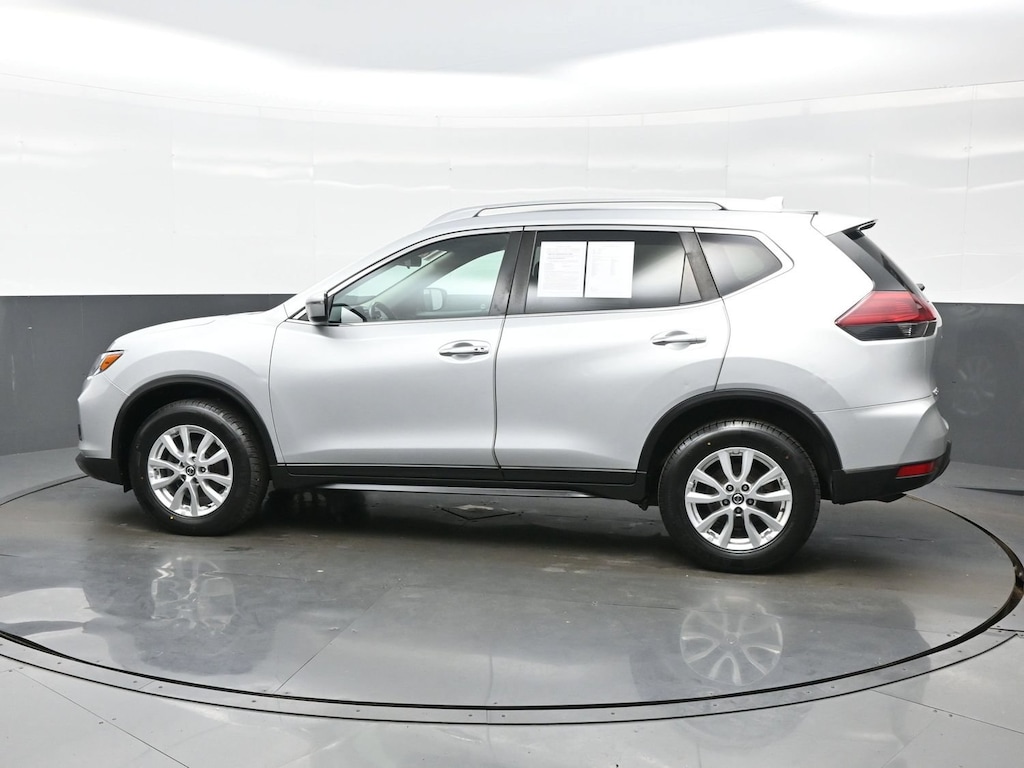Used 2018 Nissan Rogue SV SUV
