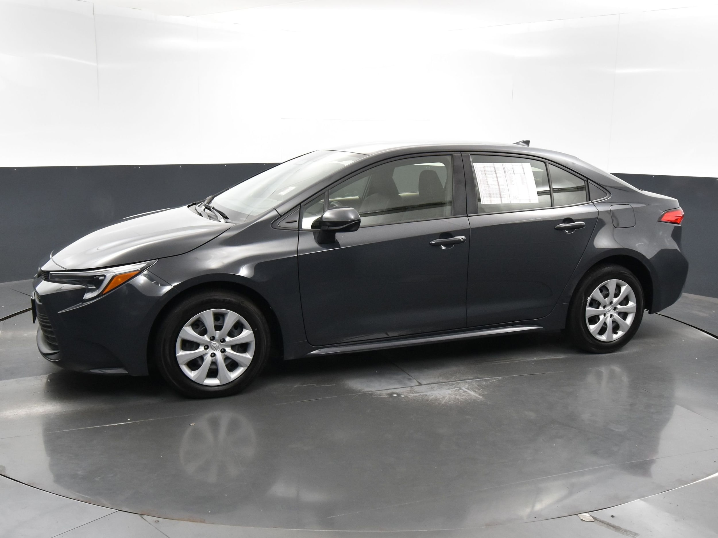 Used 2023 Toyota Corolla LE with VIN JTDBCMFE9P3023134 for sale in Streamwood, IL