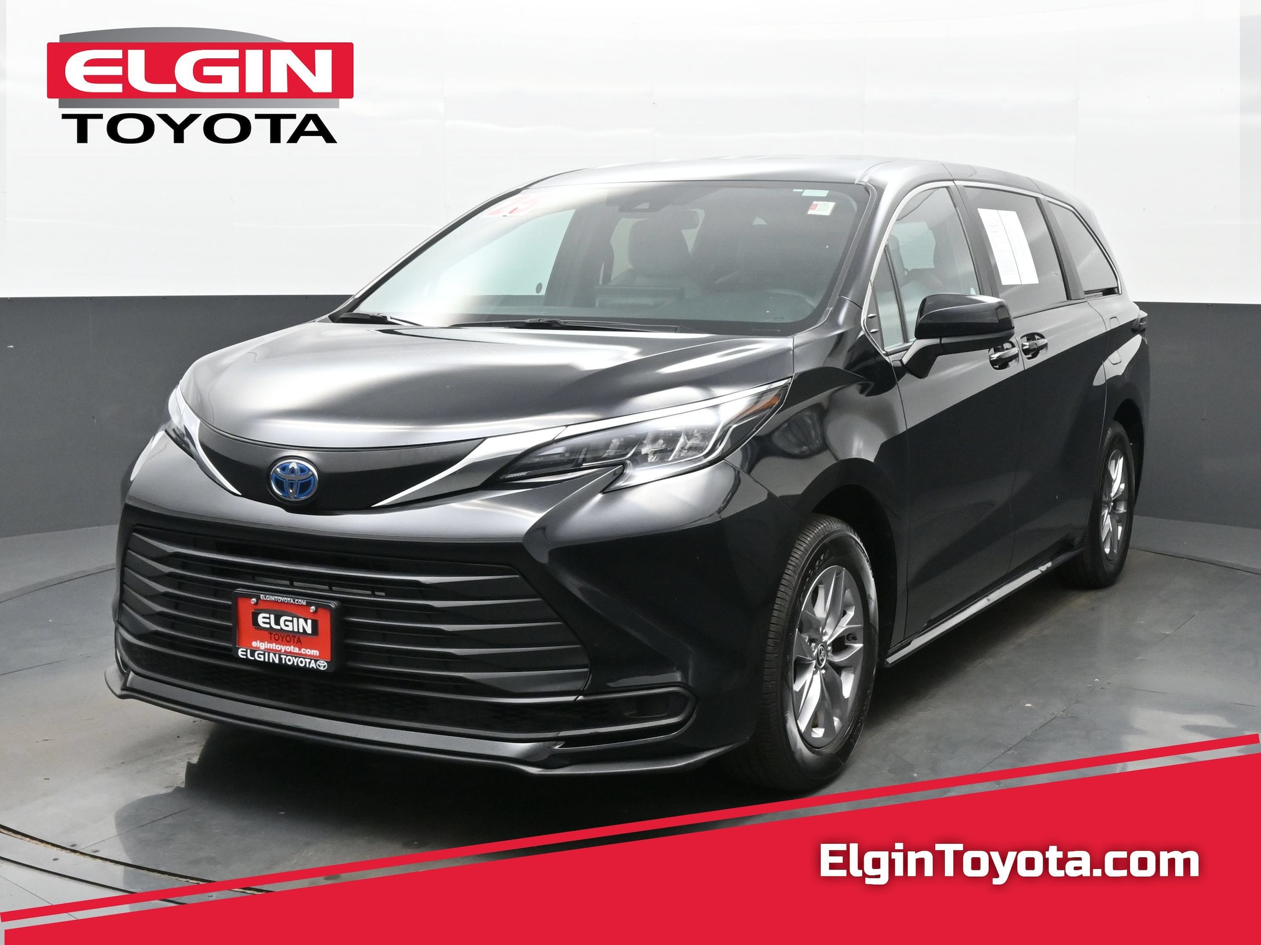 2025 Toyota Sienna Van Passenger Van 
