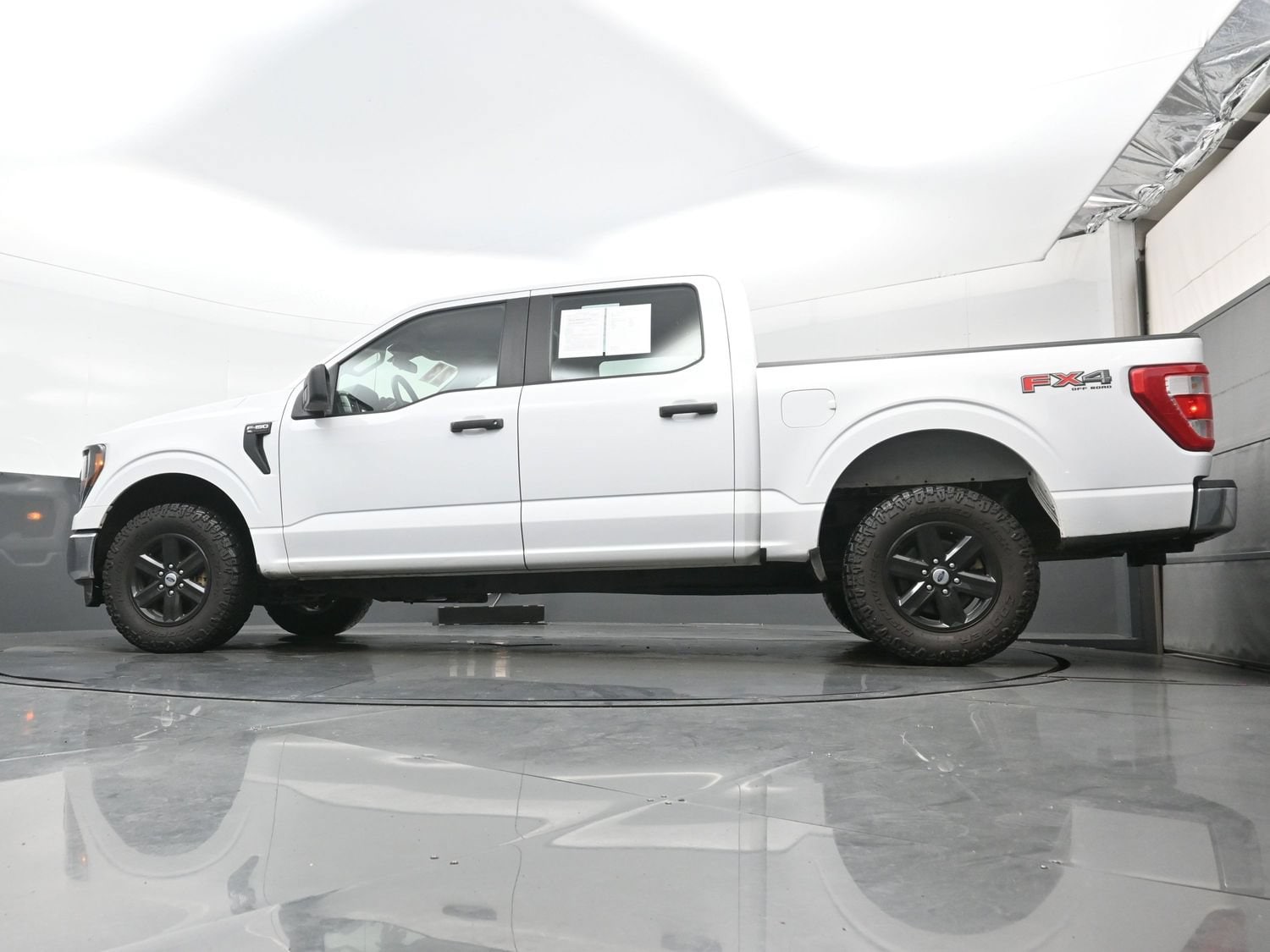 2023 Ford F-150 XL - Photo 26