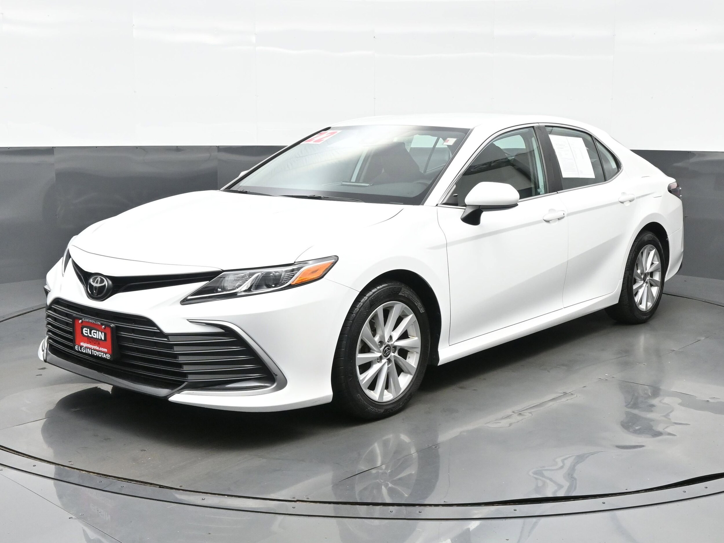 Used 2022 Toyota Camry LE with VIN 4T1C11AK4NU499123 for sale in Streamwood, IL