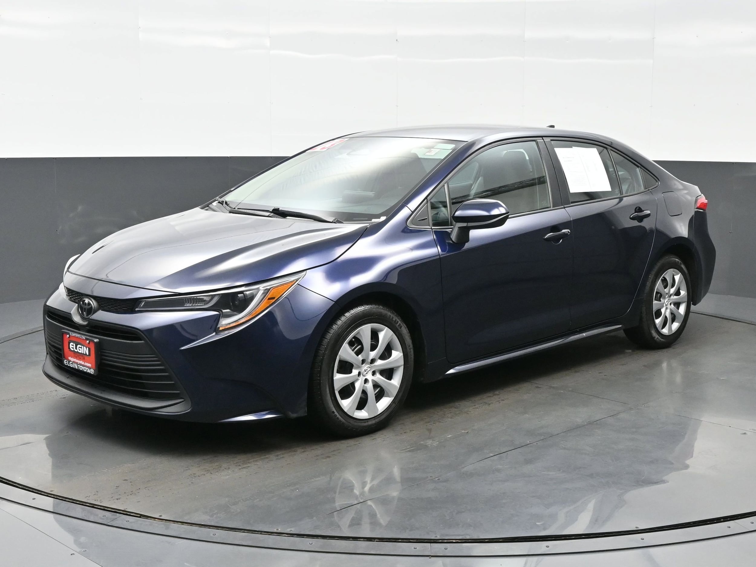 Used 2023 Toyota Corolla LE with VIN 5YFB4MDE5PP013319 for sale in Streamwood, IL