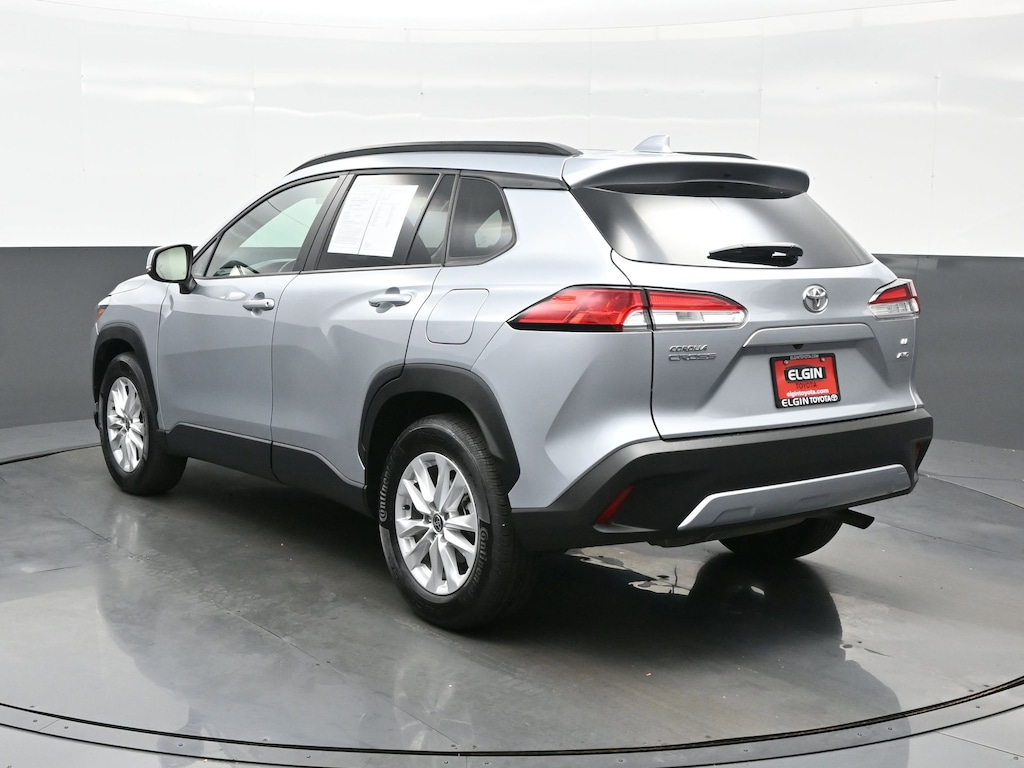 Used 2024 Toyota Corolla Cross LE SUV