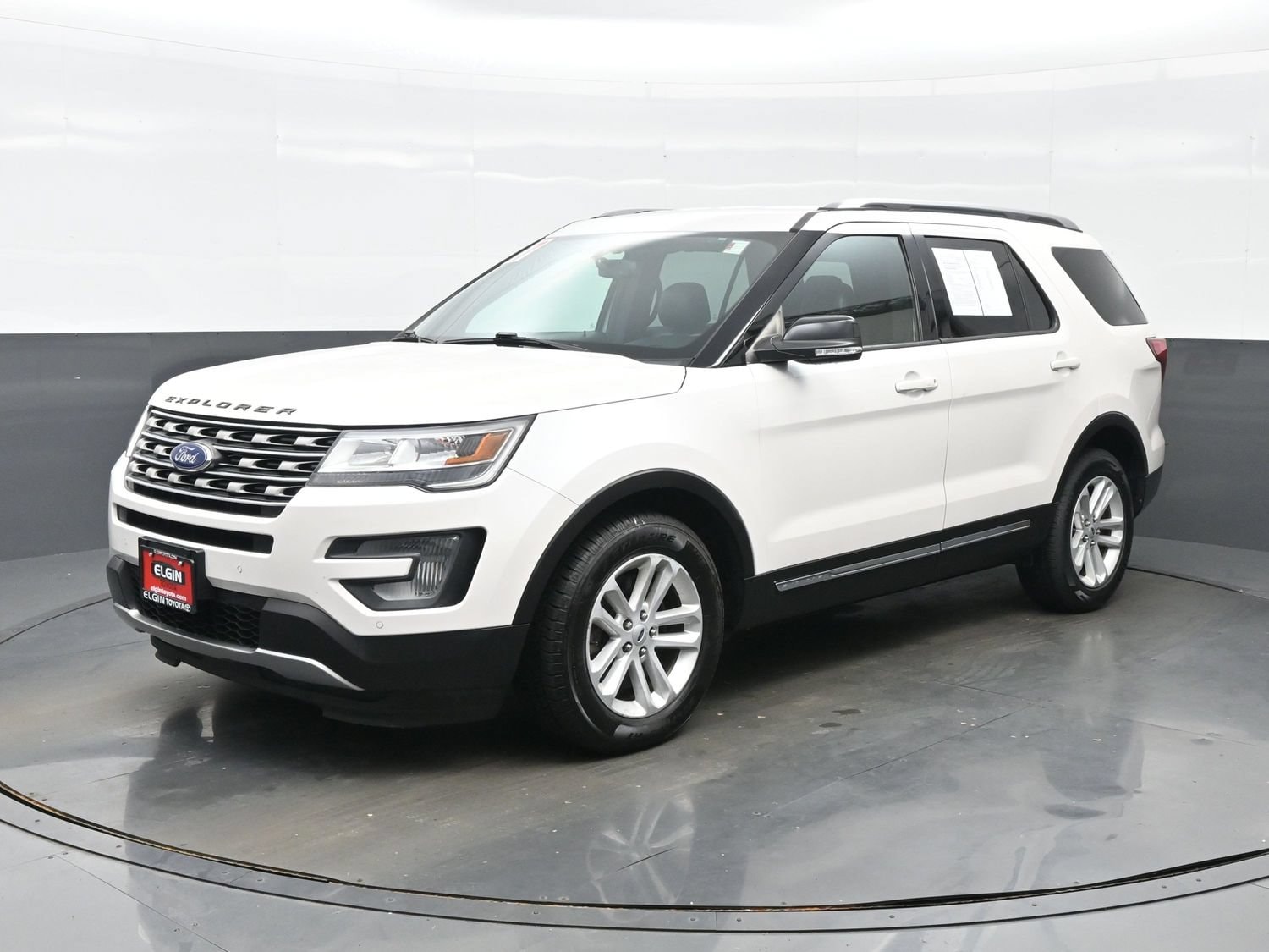 Used 2017 Ford Explorer XLT with VIN 1FM5K7D82HGC30758 for sale in Streamwood, IL