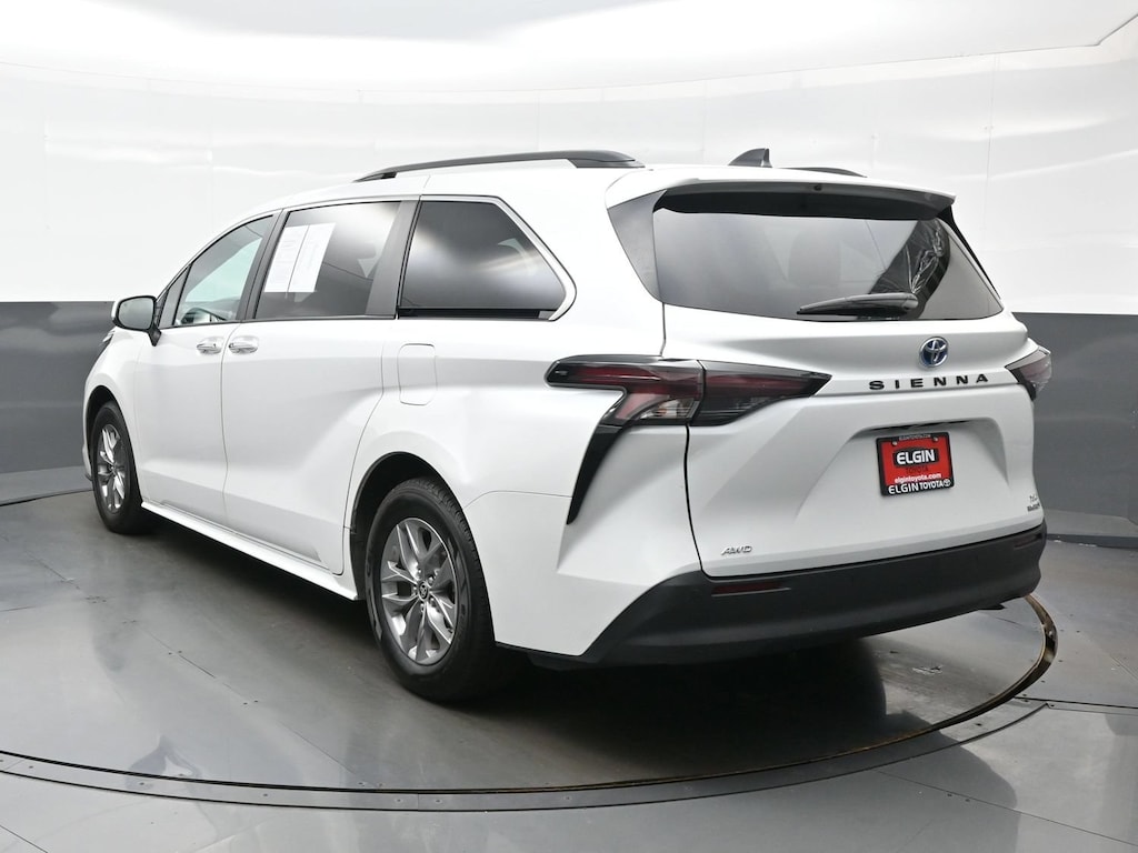 Used 2024 Toyota Sienna XLE Van Passenger Van