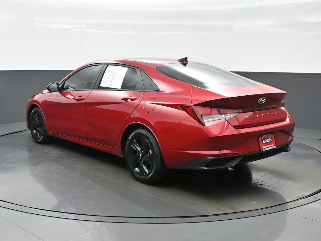 Used 2023 Hyundai Elantra SEL Sedan