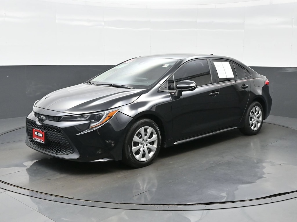 Used 2021 Toyota Corolla LE Sedan
