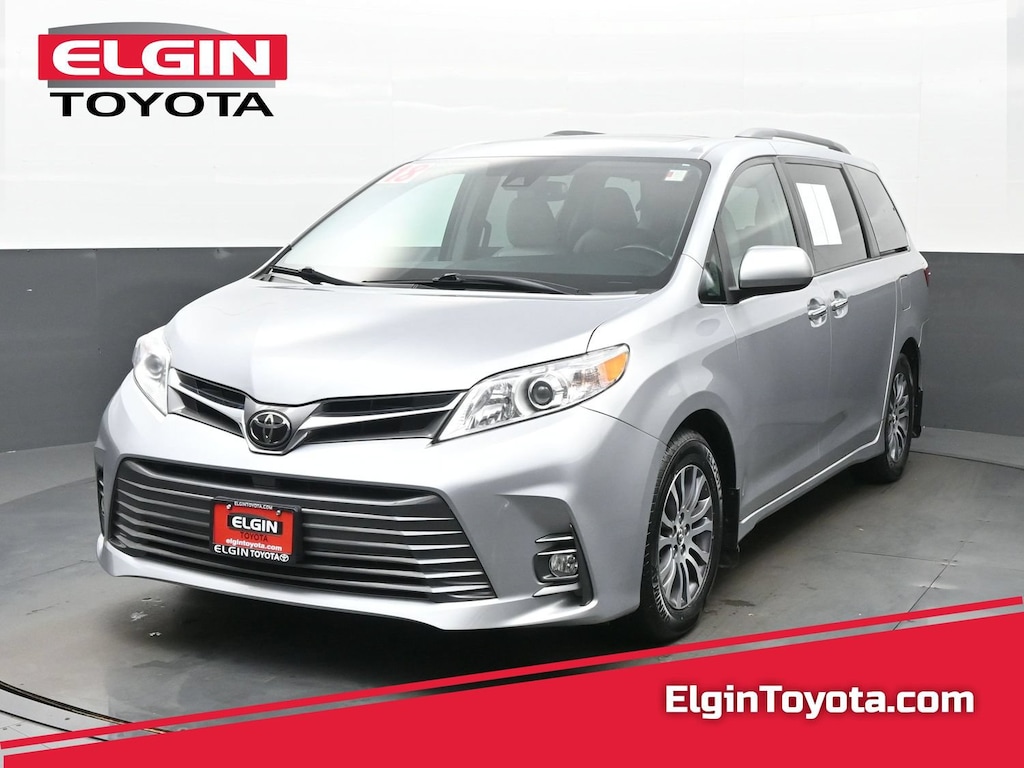 Used 2018 Toyota Sienna XLE Van Passenger Van
