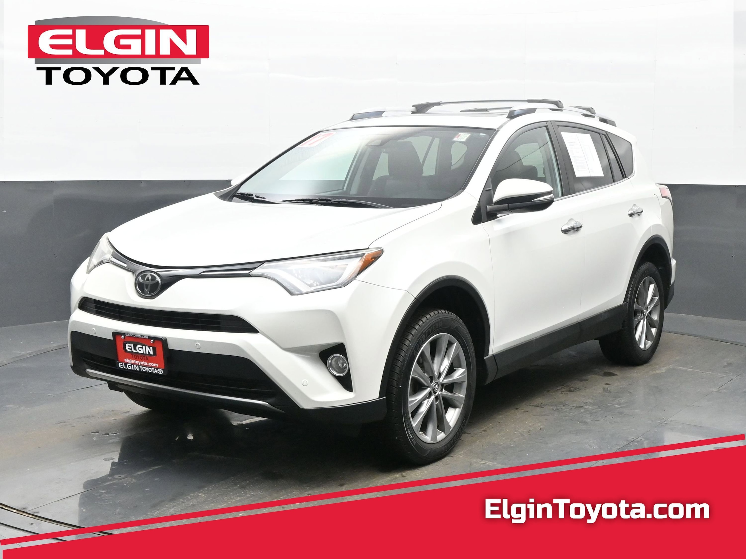 2017 Toyota RAV4 Limited's photo
