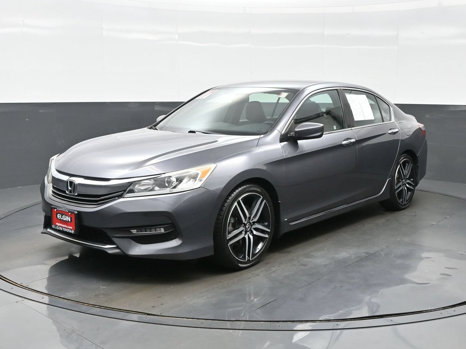 Used 2017 Honda Accord Sport with VIN 1HGCR2F57HA171417 for sale in Streamwood, IL