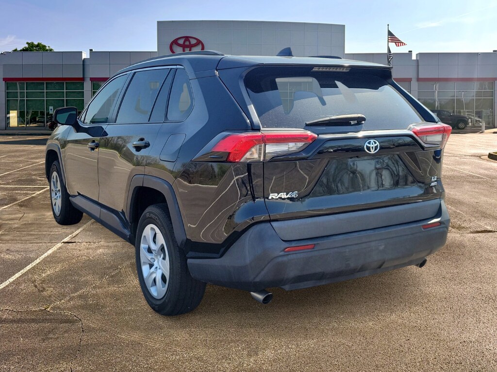 Used 2021 Toyota RAV4 LE SUV
