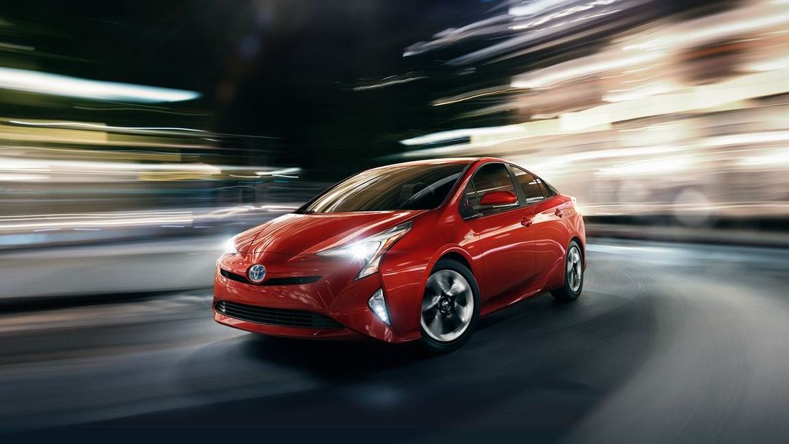 2017 Toyota Prius in red