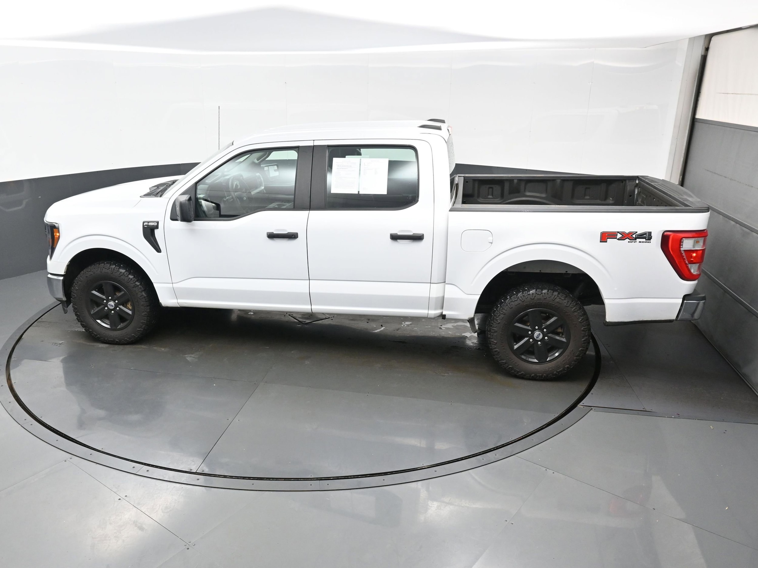 2023 Ford F-150 XL - Photo 34