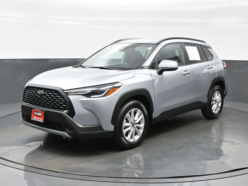 Used 2024 Toyota Corolla Cross LE SUV