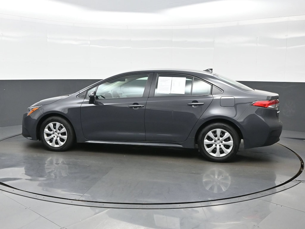 Used 2025 Toyota Corolla LE Sedan