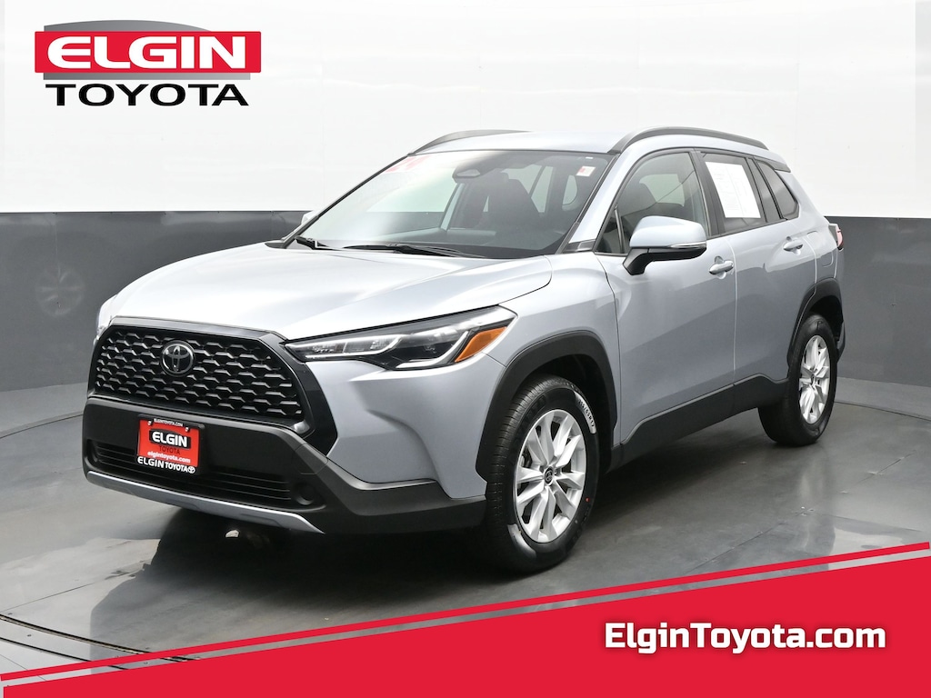 Used 2024 Toyota Corolla Cross LE SUV