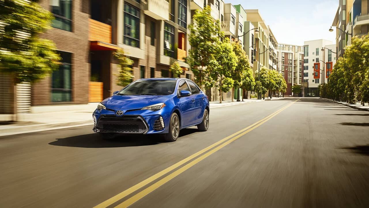 2018 Toyota Corolla City Driving.jpg