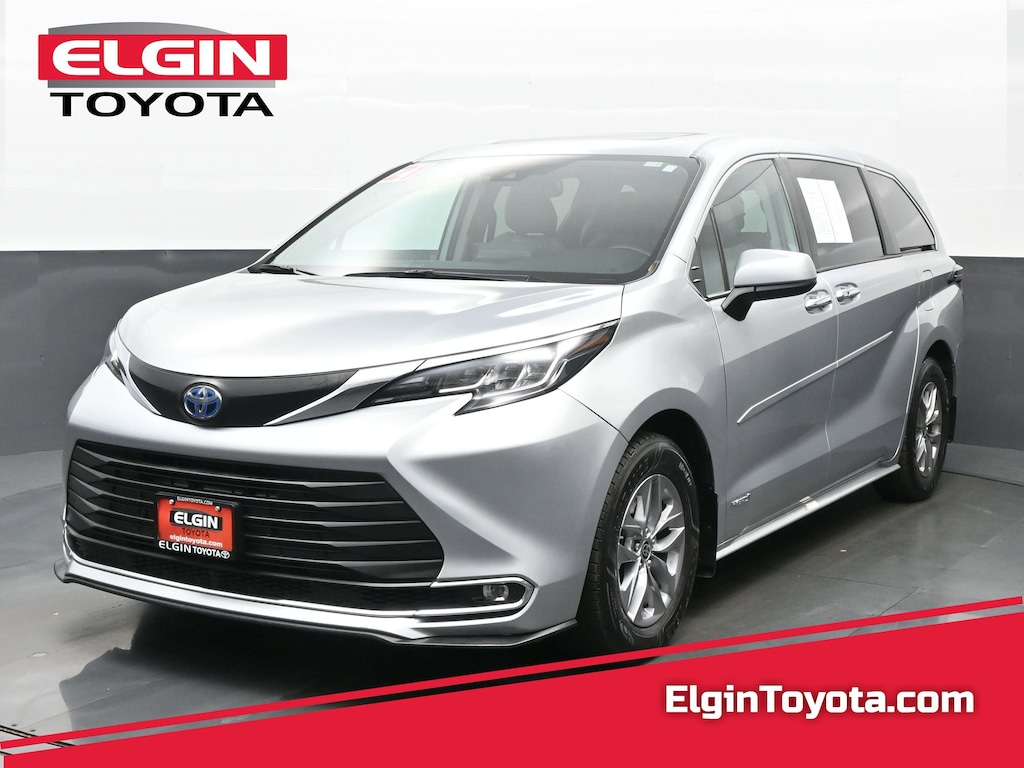 Used 2021 Toyota Sienna XLE Van