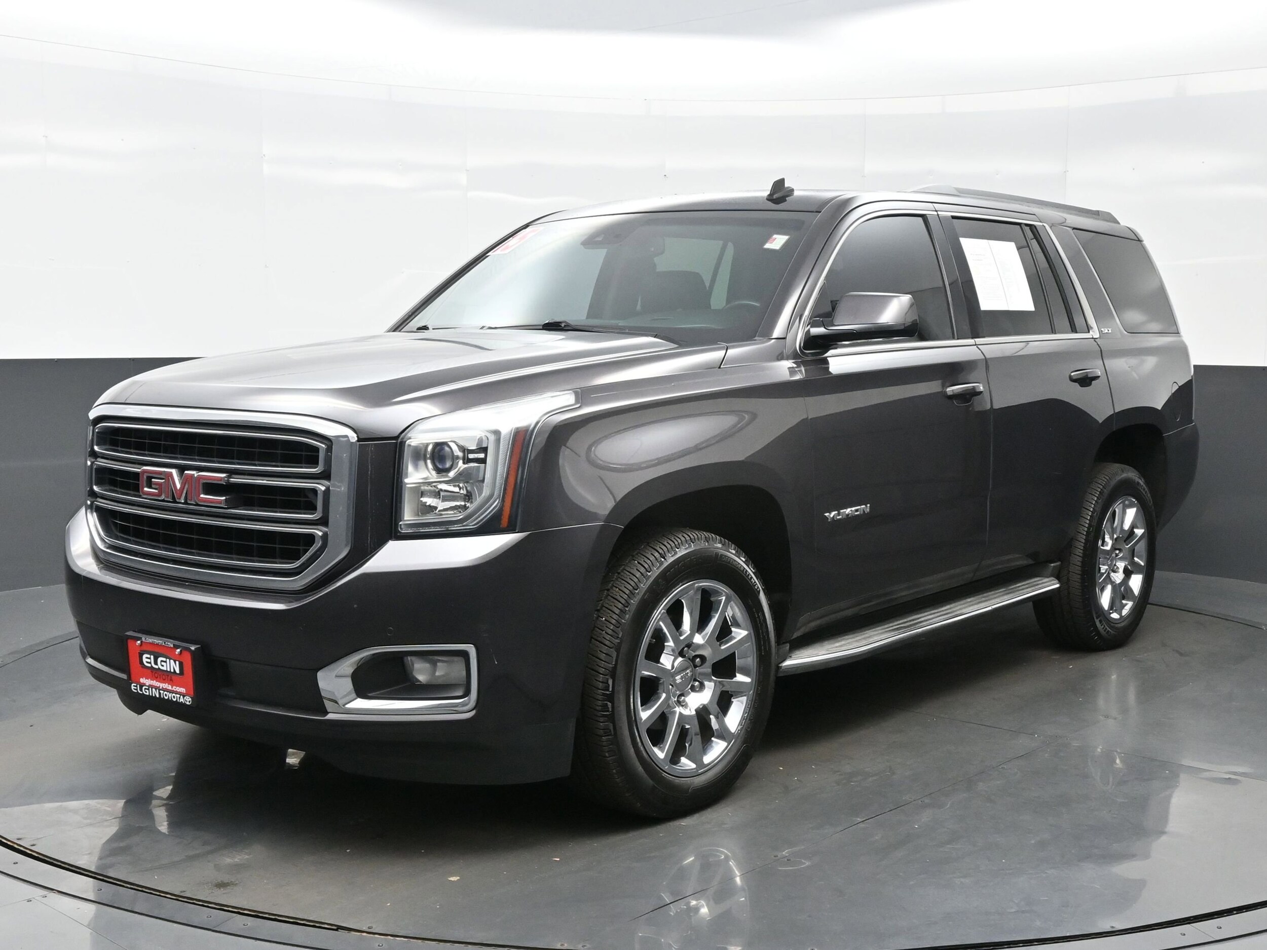 2015 Gmc Yukon SLT photo 2