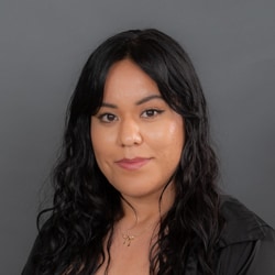 Staff member Andrea Fierros from ID_6d89c950a13c