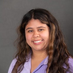 Staff member Karen Diaz from ID_b965b523ac69